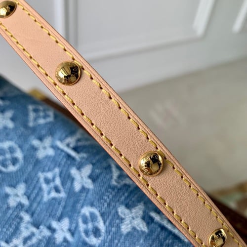 Lv- Denim
