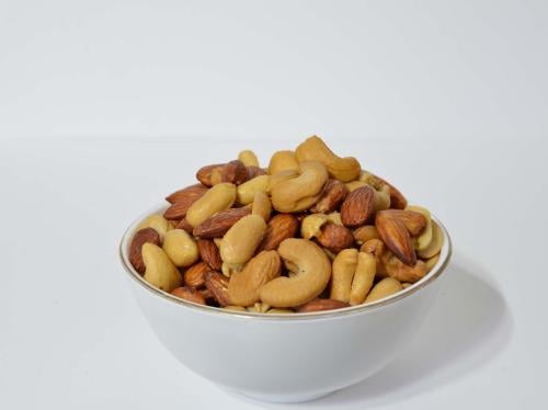 مكسرات مشكل