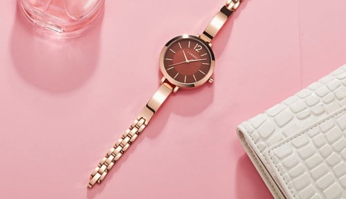 ساعة يد نسائية فخمة ماركة CURREN موديل 9012