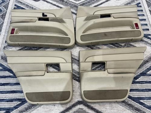 فرشات ابواب فورد كراون فكتوريا 2012/2006