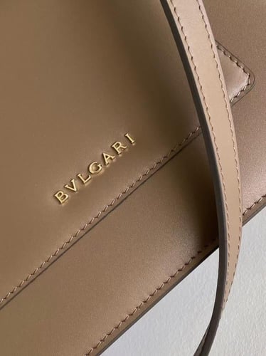 شنطة بولغاري Serpenti Forever مقاس 20.5cm