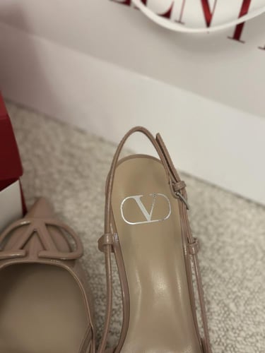 كعب فالنتينو