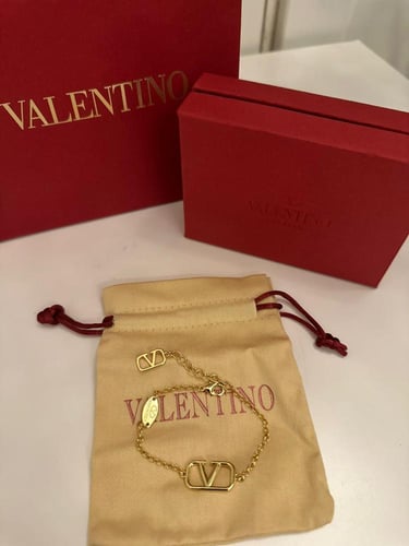 اسورة فالنتينو