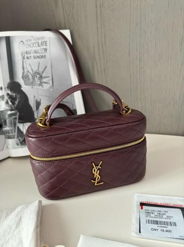 شنطة إيف سان لوران Gaby مقاس 18cm