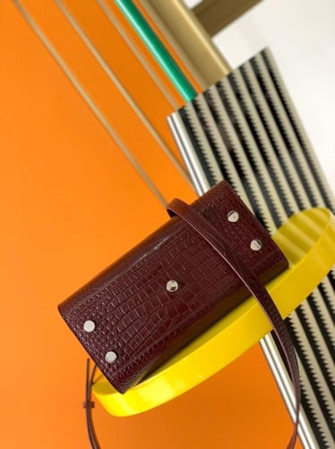 سان لوران حقيبة نانو ساك دو جور كلاسيكية جلد لامع...