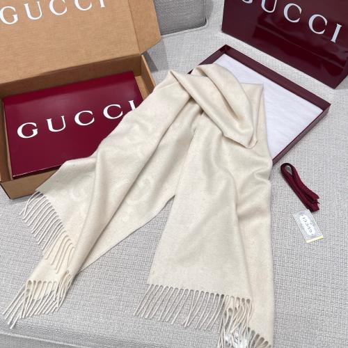 سكارف Gucci