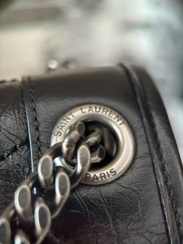 شنطة سان لوران Niki مقاس .28cm