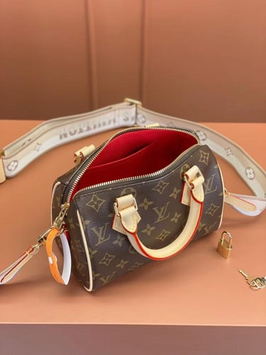 شنطة لويس فيتون Speedy Bandoulière مقاس 20