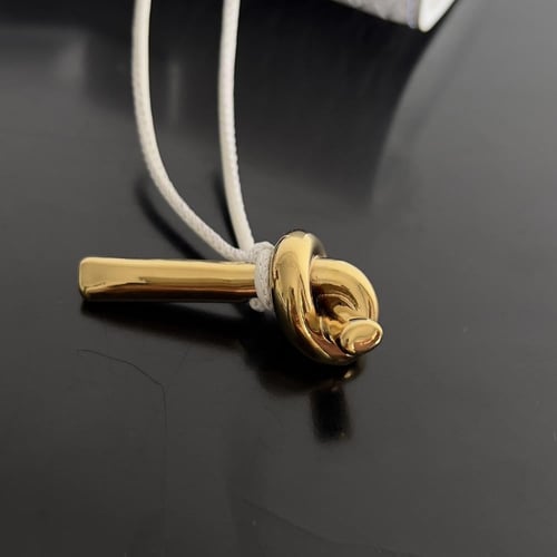 شنطة بوتيغا Andiamo clutch مقاس 31cm