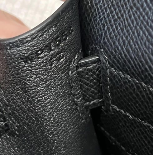 شنطة هيرميسKelly 28cm Epsom