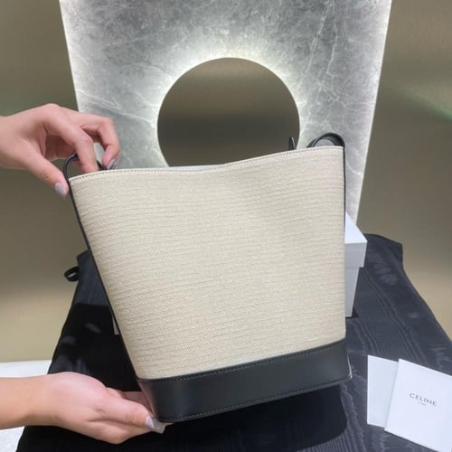 شنطة سيلين BUCKET TRIOMPHE