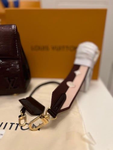 شنطة لويس فيتون