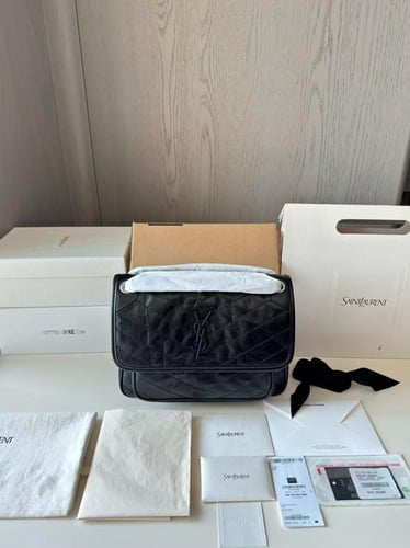 شنطة سان لوران Niki مقاس .28cm