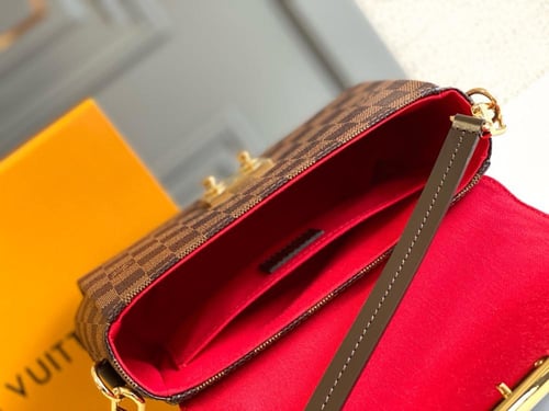 شنطة لويس فيتون CROISETTE مقاس 24cm