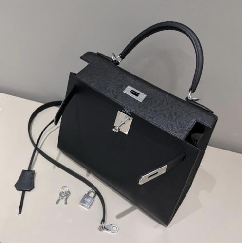 شنطة هيرميسKelly 28cm Epsom