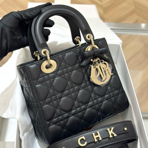شنطة ديور Lady مقاس 20cm