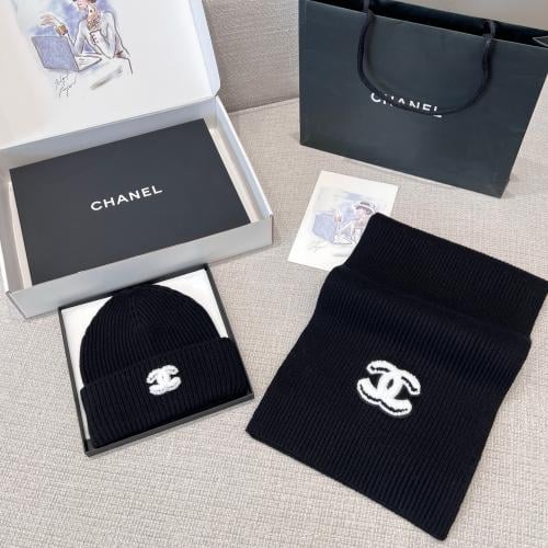 سكارف Chanel