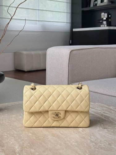 شنطة شانيل كلاسيك مقاس 23