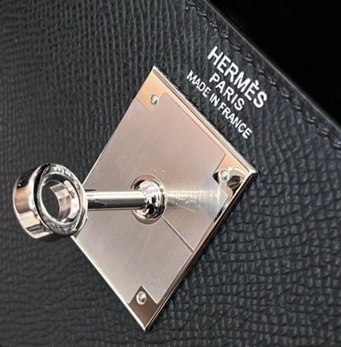 شنطة هيرميسKelly 28cm Epsom