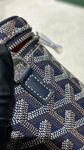 شنطة جويارد MUSE