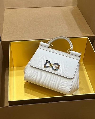 شنطة دولتشي اند غابانا Medium Sicily handbagمقاس 2...