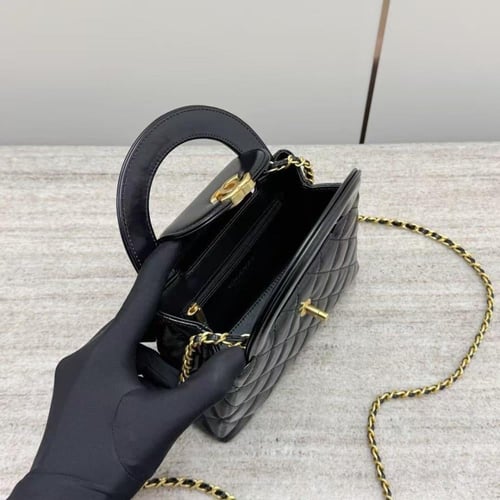 شنطة شانيل kelly مقاس 19cm