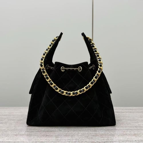 شنطة شانيل hopo bag 30cm