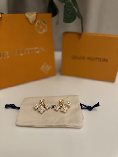 حلق لويس فيتون