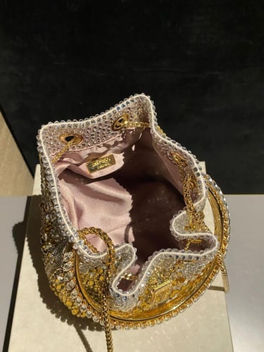 شنطة جيمي تشو Bon Bon