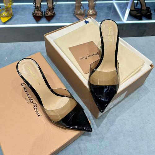 كعب Gianvito Rossi