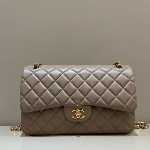 شنطة شانيل كلاسيك مقاس 30cm