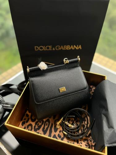 شنطة دولتشي اند غابانا Small Sicily handbag
