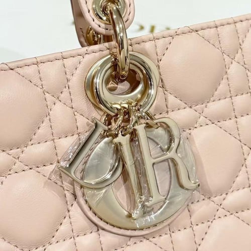 شنطة ديور Lady D-Joy Bag مقاس 26cm