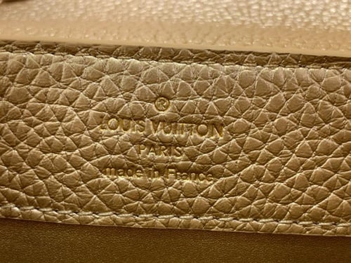 شنطة لويس فيتون Capucines مقاس 21