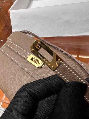 شنطة هيرميسKelly togo Espom 19cm