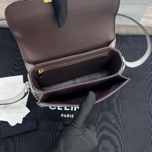 شنطة سيلين TEEN TRIOMPHE