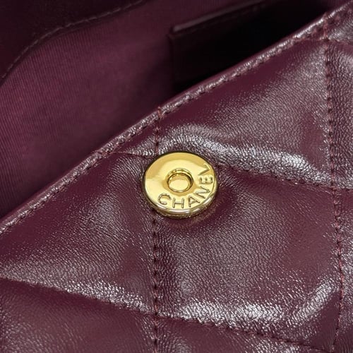 شنطة شانيل 24B مقاس 18.5cm