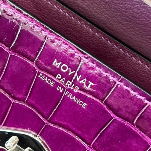 شنطة MOYNAT