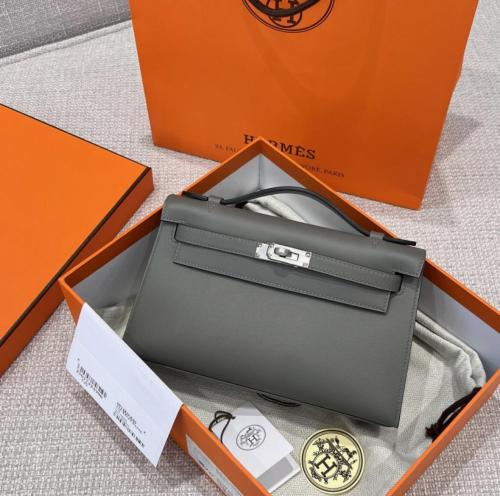 شنطة هيرميسKelly pochette swift