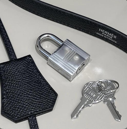 شنطة هيرميسKelly 28cm Epsom