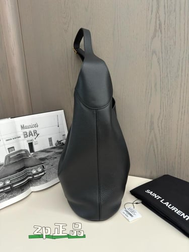 شنطة سان لوران