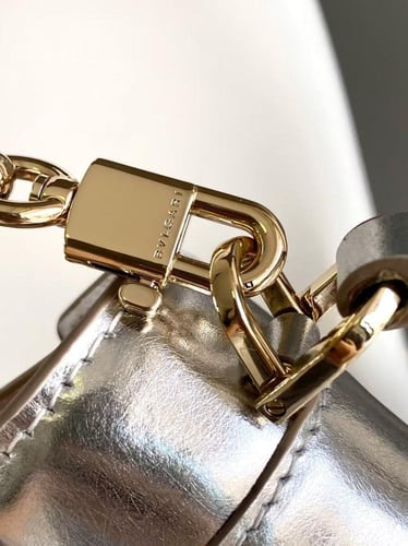 شنطة بولغاري Serpenti Forever مقاس 19cm