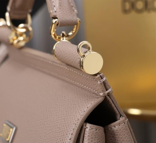 شنطة دولتشي اند غابانا Mini Sicily handbag