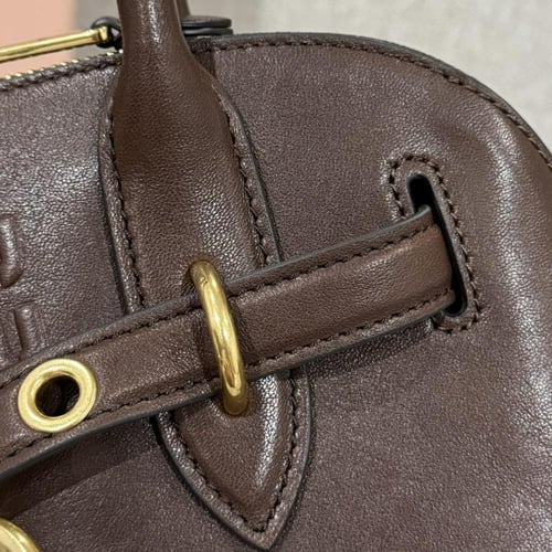 شنطة Miu Miu Aventure leather top-handle bag