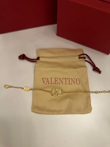 اسورة فالنتينو