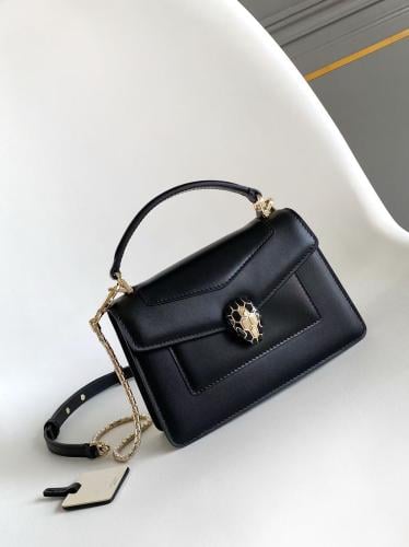 شنطة بولغاري Serpenti Forever مقاس 19cm