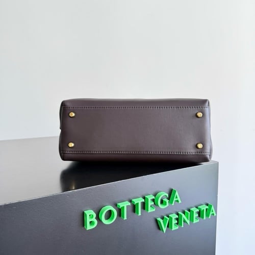 شنطة بوتيغا Ciao Ciao مقاس 26cm