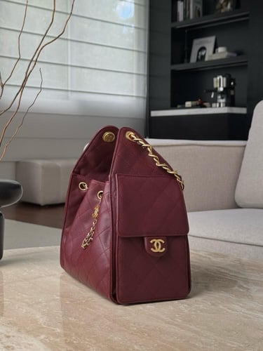 شنطة شانيل hobo bag