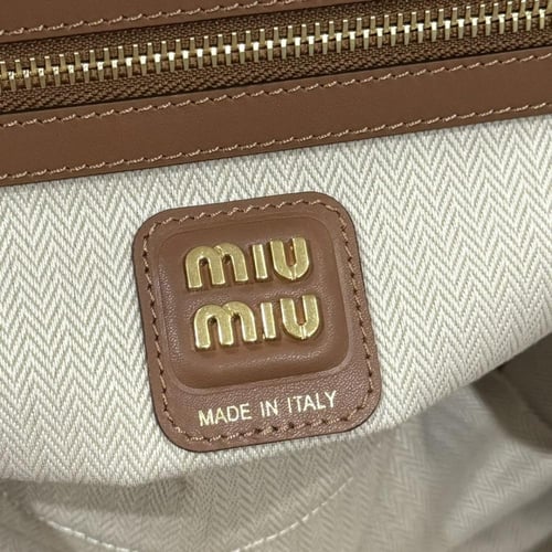 شنطة Miu Miu Arcadie leather