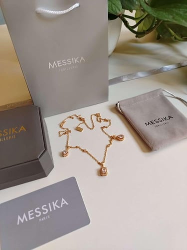 سلسال ميسيكا ذهبي